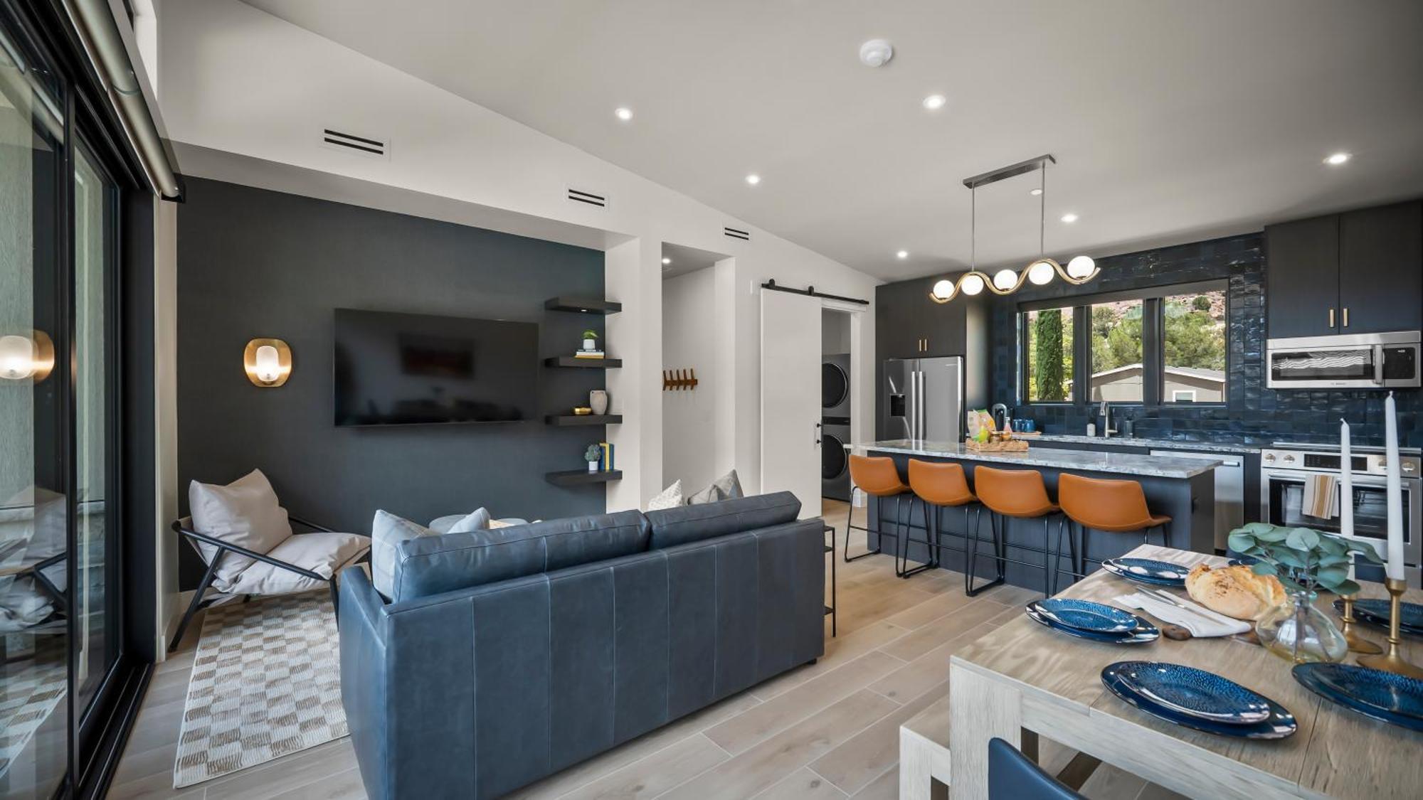 Luxury Villa 2 Bed 2 Bath,1693293674:JPEG