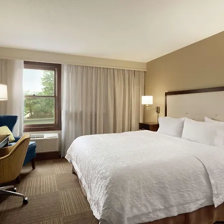 Hampton Inn And Suites Springdale-3